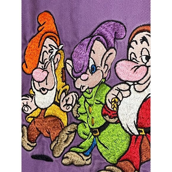 Vintage Disney Dwarf Embroidery Shirt M Purple Theme Park Classic Retro - Picture 4 of 12